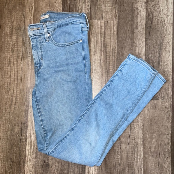Levi's Denim - Levi’s Shaping Skinny Jeans